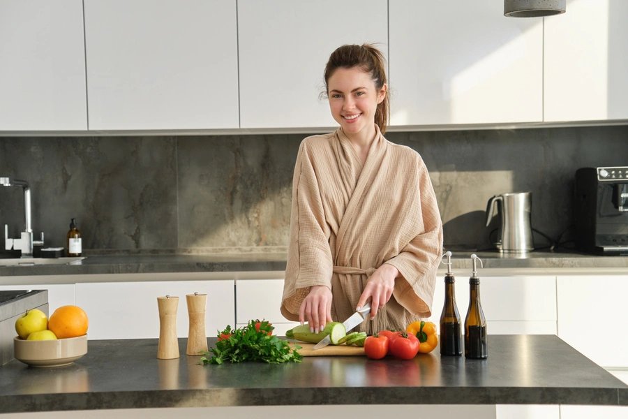 lora chef about us