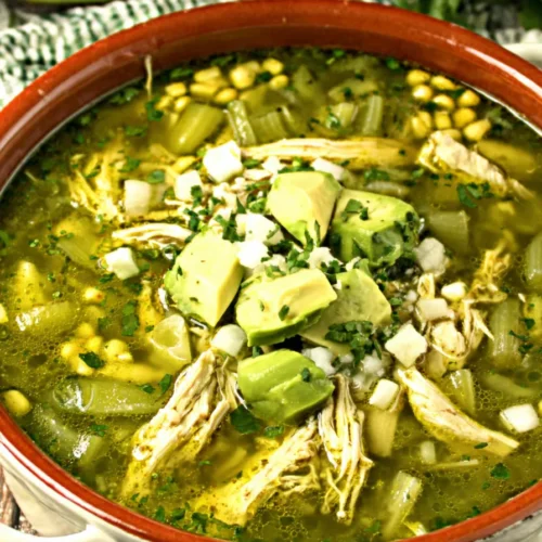 Easy Pozole Verde de Pollo Mexicano Recipe
