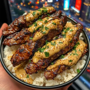 Spicy steak Strips Rice Bowls with Garlic Pepper Sauce